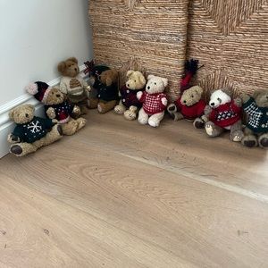 The lot of 9 Boyd’s bears
